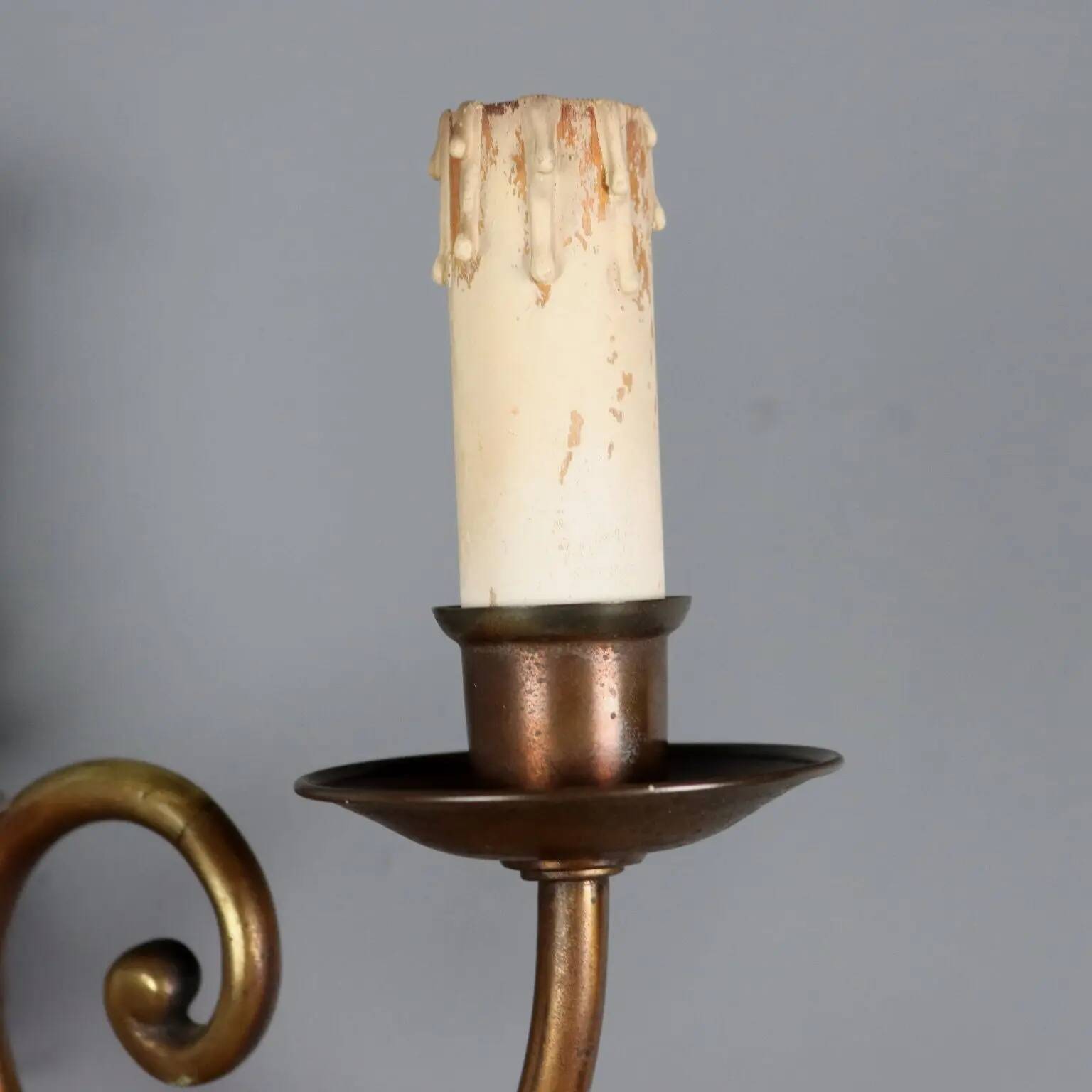 Antique wall sconces in gilded bronze, 3 lights, Italy, 20th century.