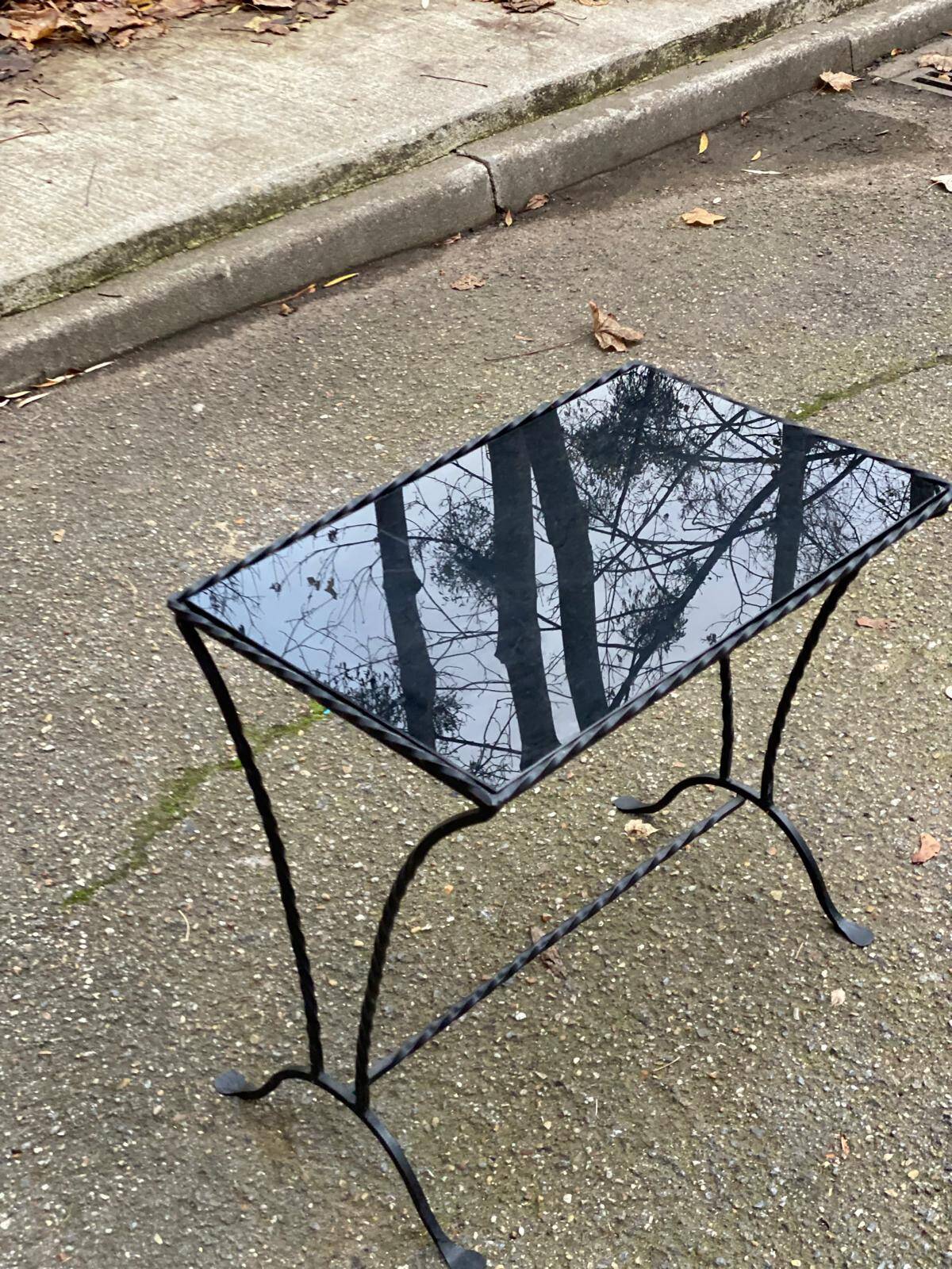 Coffee table/side table in the style of Jacques Adnet, made of steel and glass