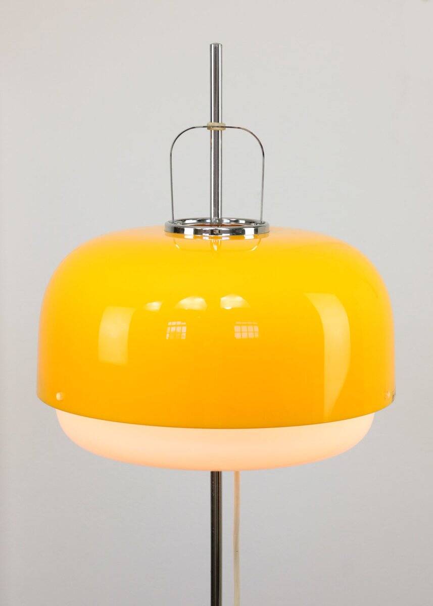 Space Age Yellow Medusa Floor Lamp by Luigi Massoni for Guzzini, 1970s