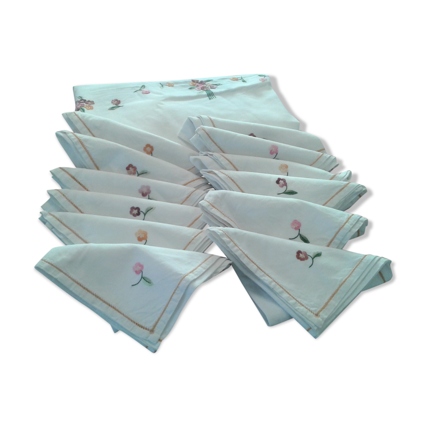 Nappe et 12 serviettes broderies fleurs champêtre