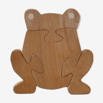 Wooden frog puzzle