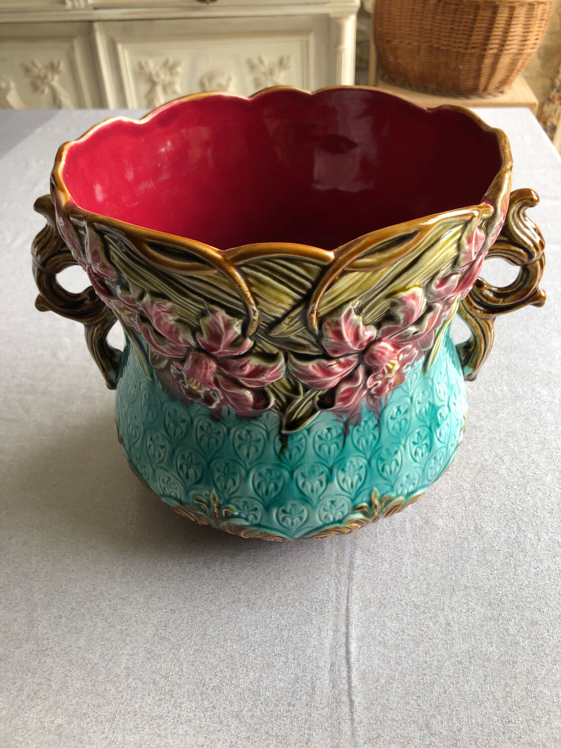 Slip pot cover