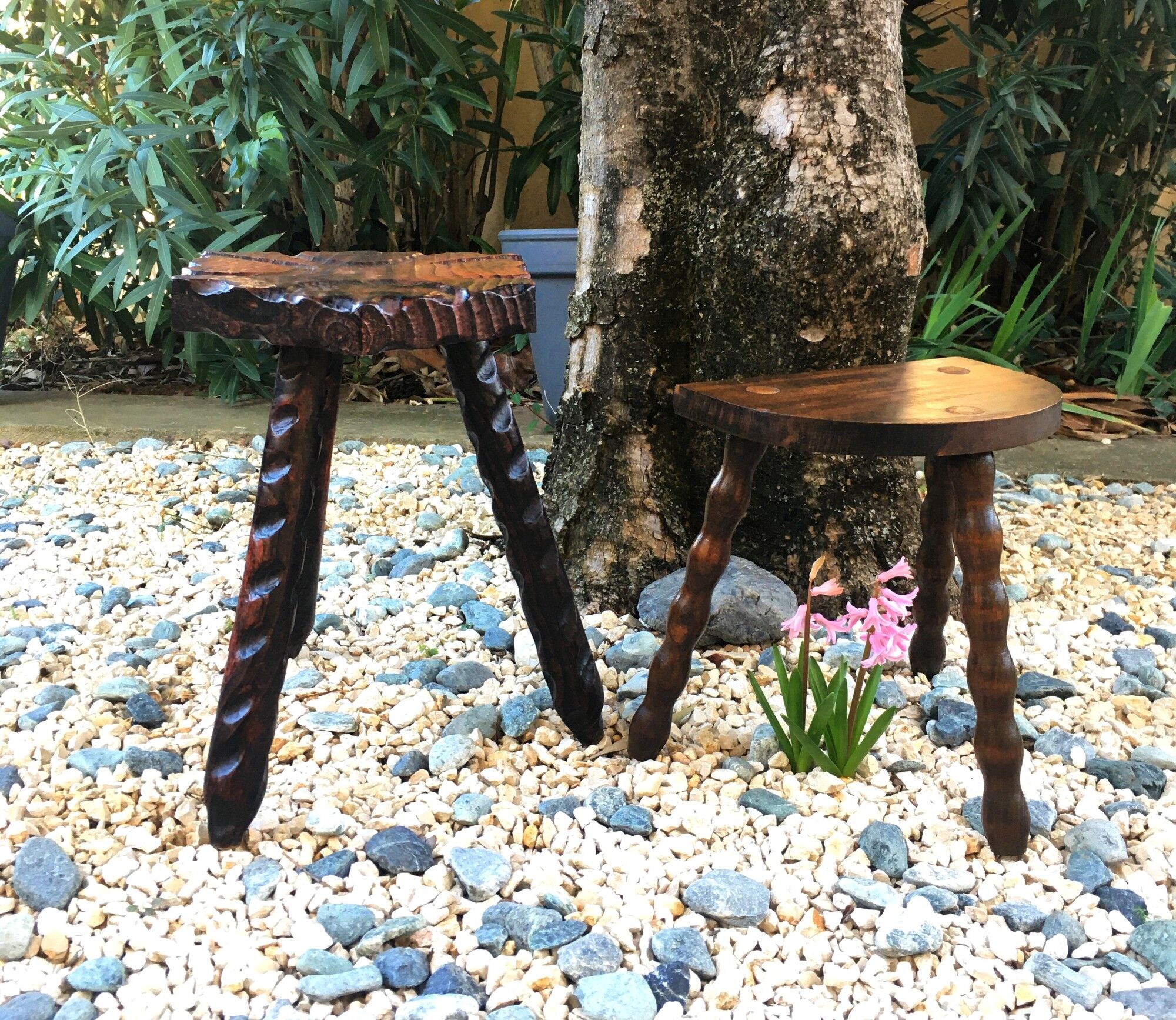 2 vintage tripod stools 1960