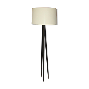 Lampadaire en acier laqué noir vers 1980