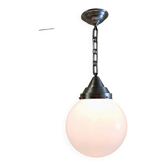 Suspension industrielle globe opaline XXL - années 40/50