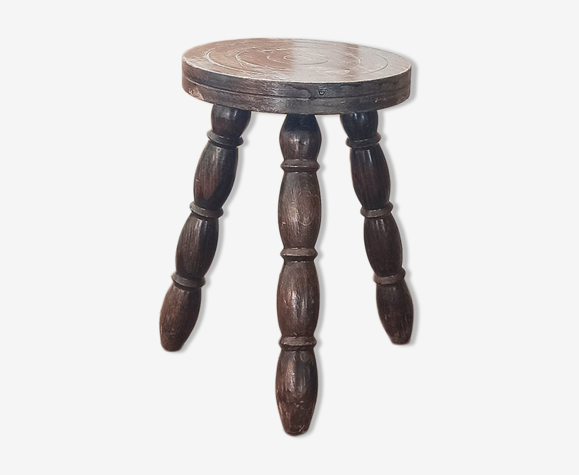 Tabouret tripode en bois