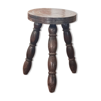 Tabouret tripode en bois