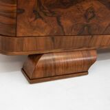 Walnut buffet, Art Deco chest of drawers.