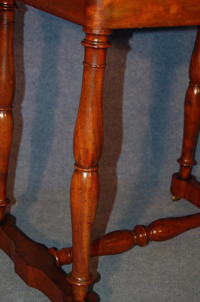 Small table with Jacob legs in mahogany, early 19th century