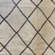 Berber carpet in beige wool with diamonds 140x105