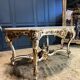 Table de milieu d’époque Napoléon III en bois peint et doré
