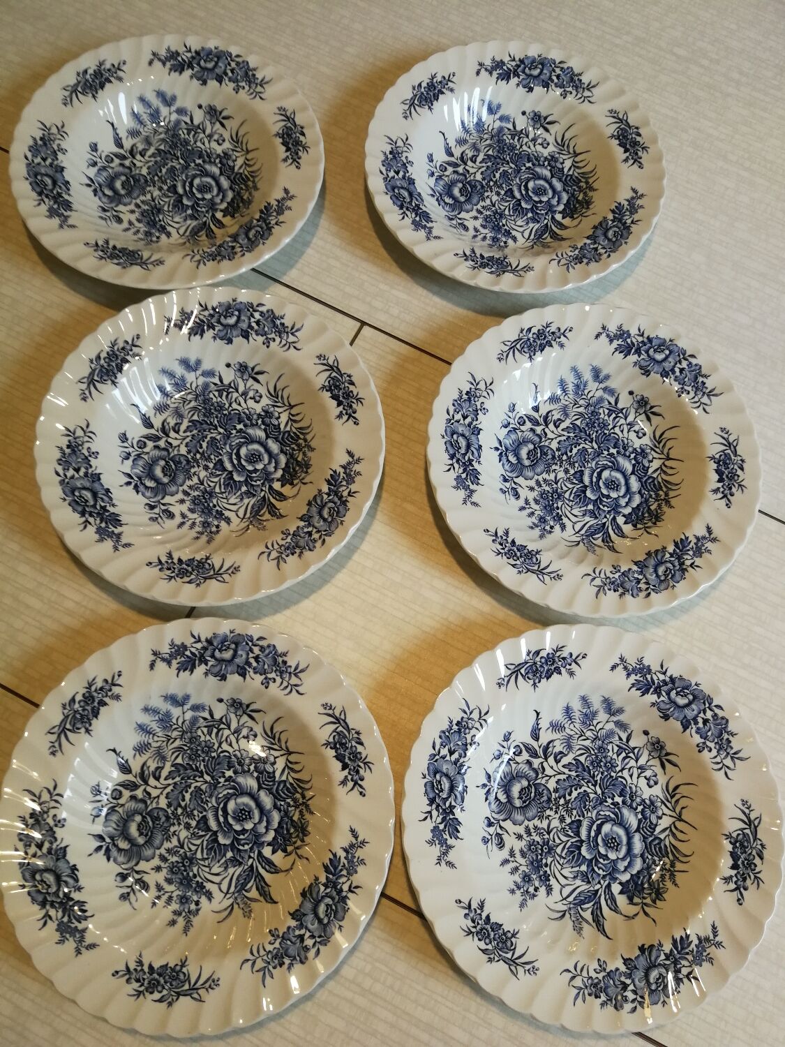 Set of 6 Beacon Hill soup plates
