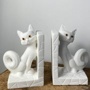 Pair of vintage stone cat bookends