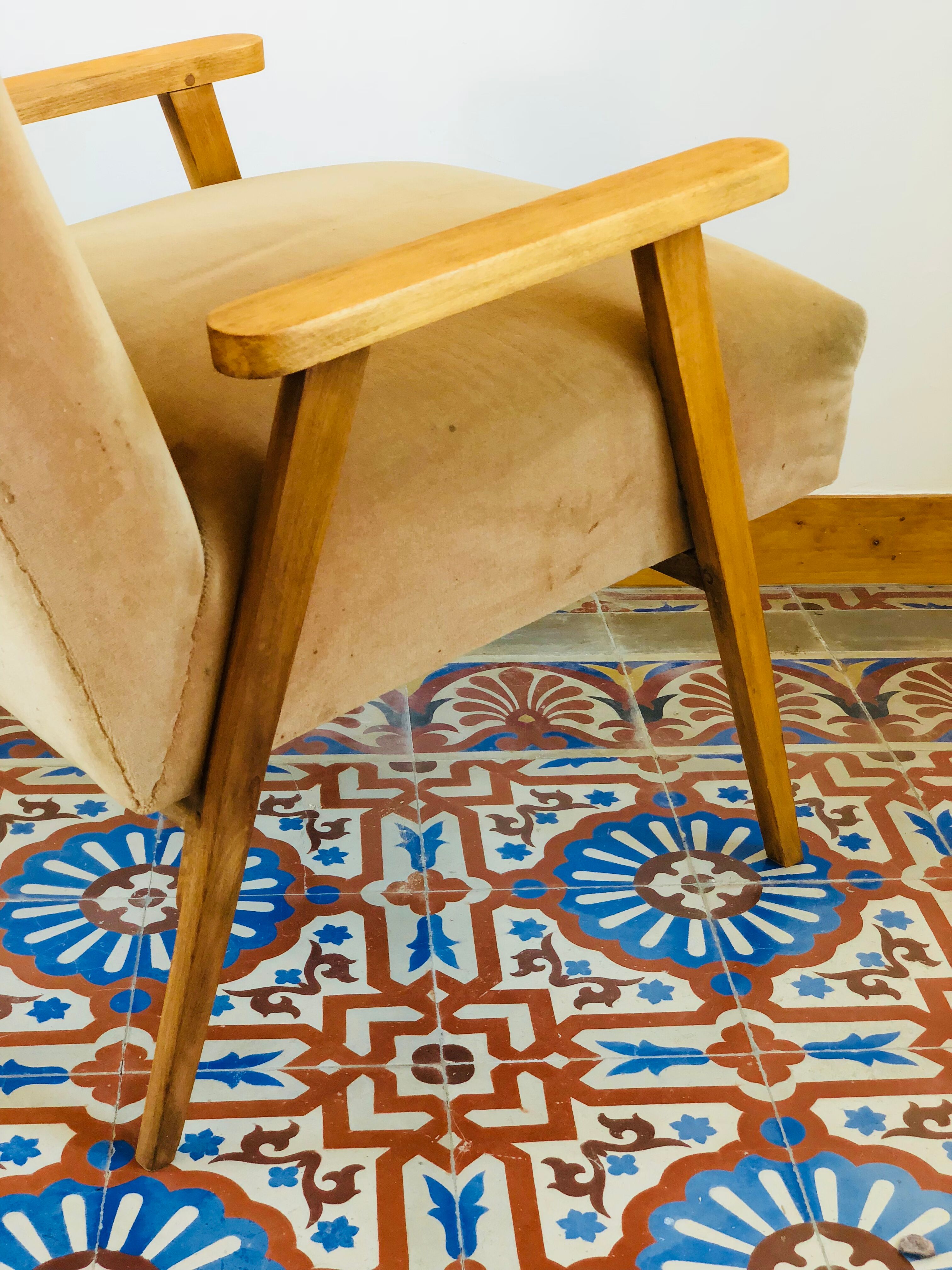 Vintage lounge armchair 1970