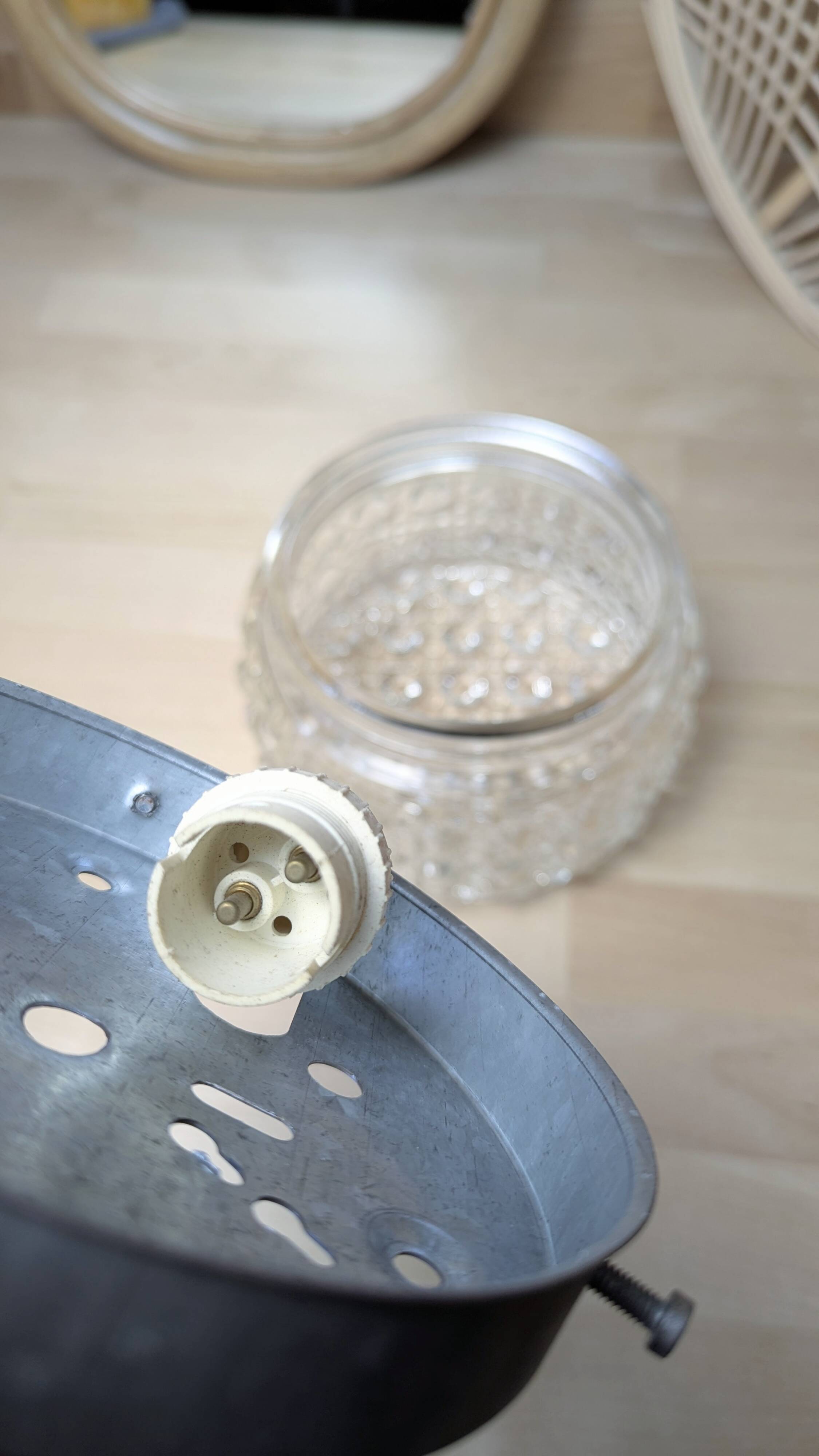 Round ceiling light (L-0271)