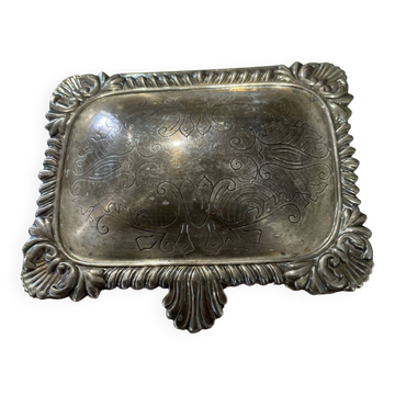 Boîte métal argenté