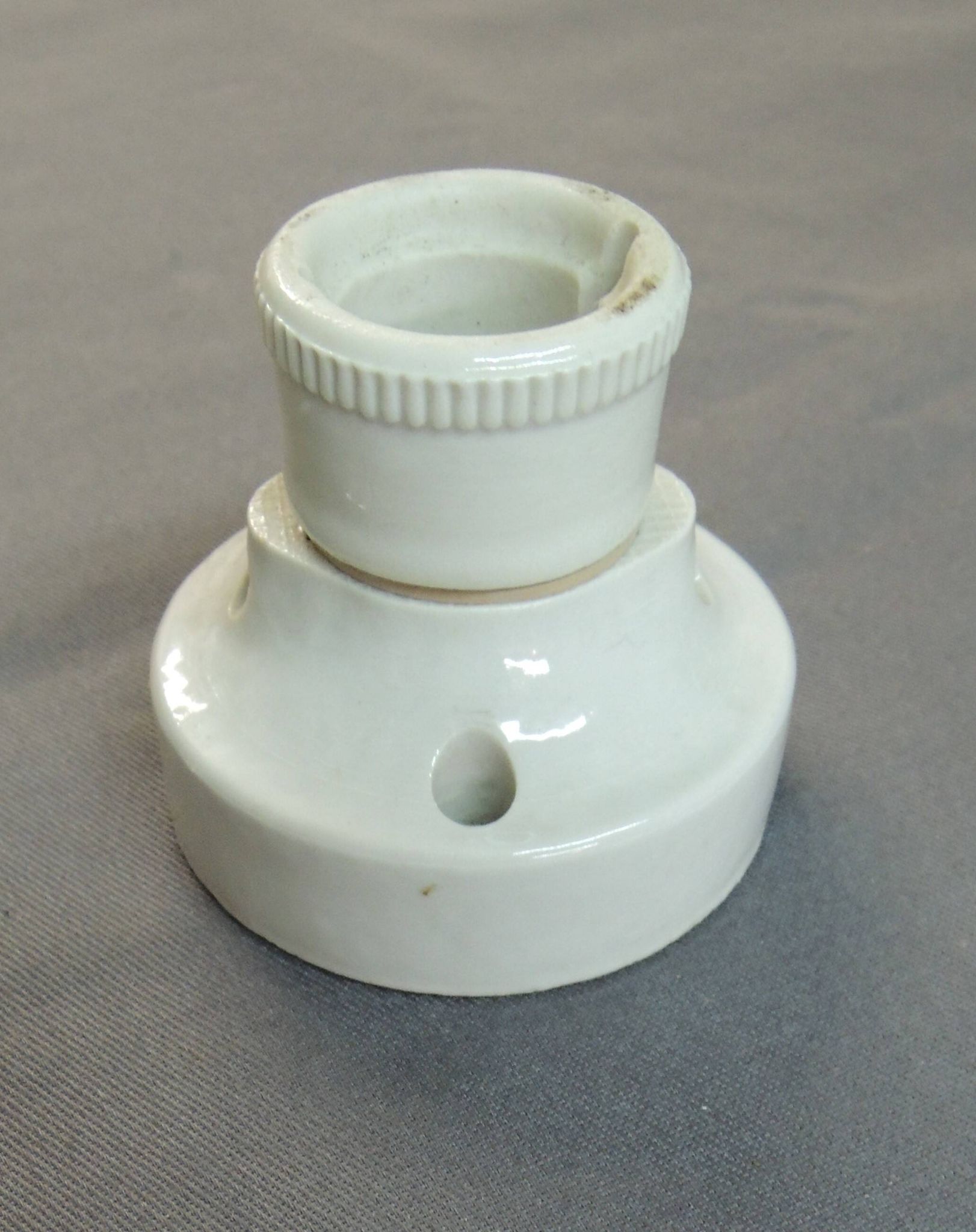 Ceramic wall light