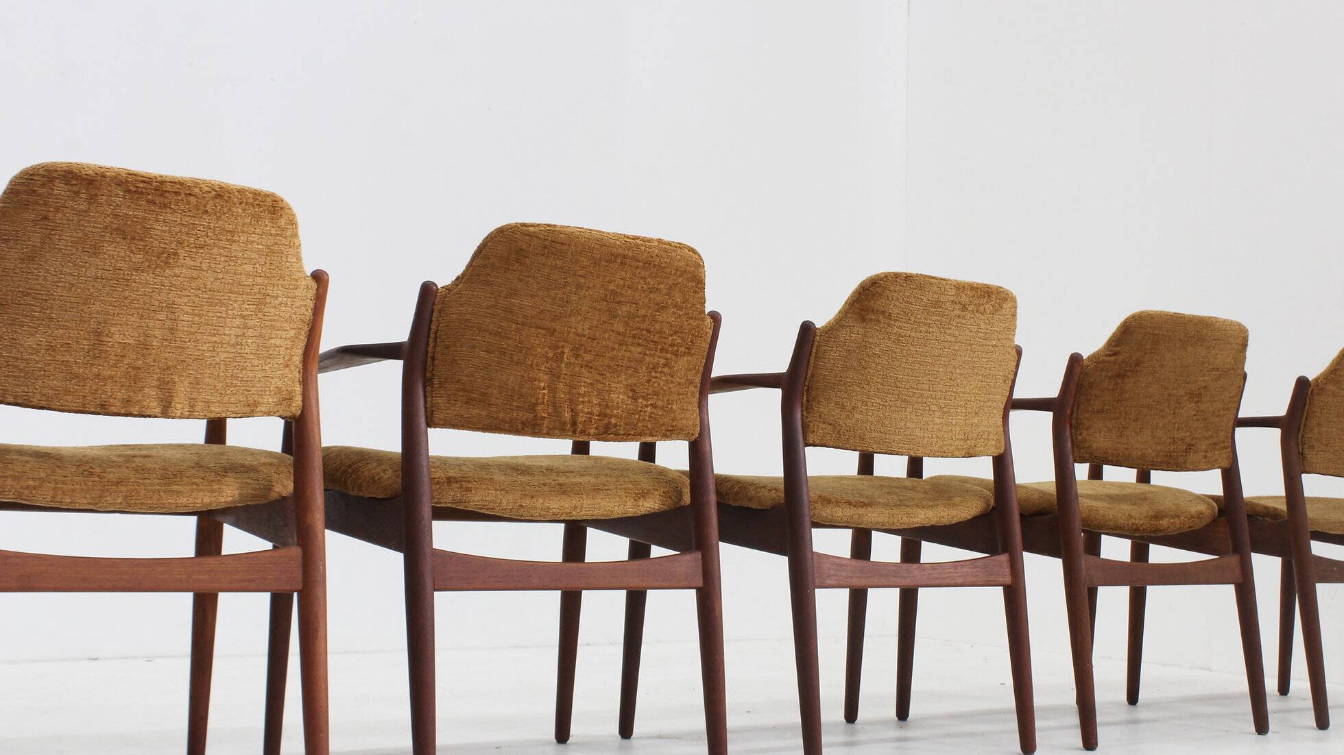 Vintage Danish teak dining room chairs model 62a by Arne Vodder for Sibast