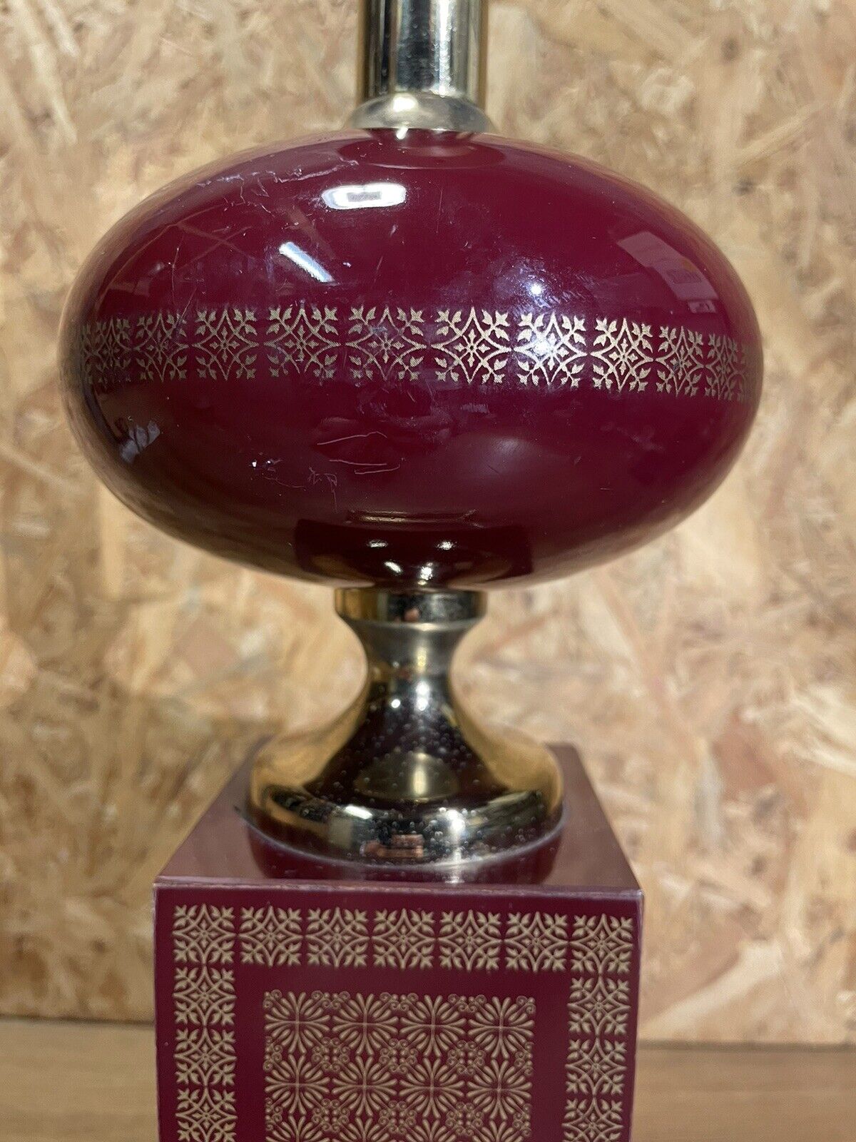 Old 70's lamp, "barber" design, lacquer and gilding, vintage