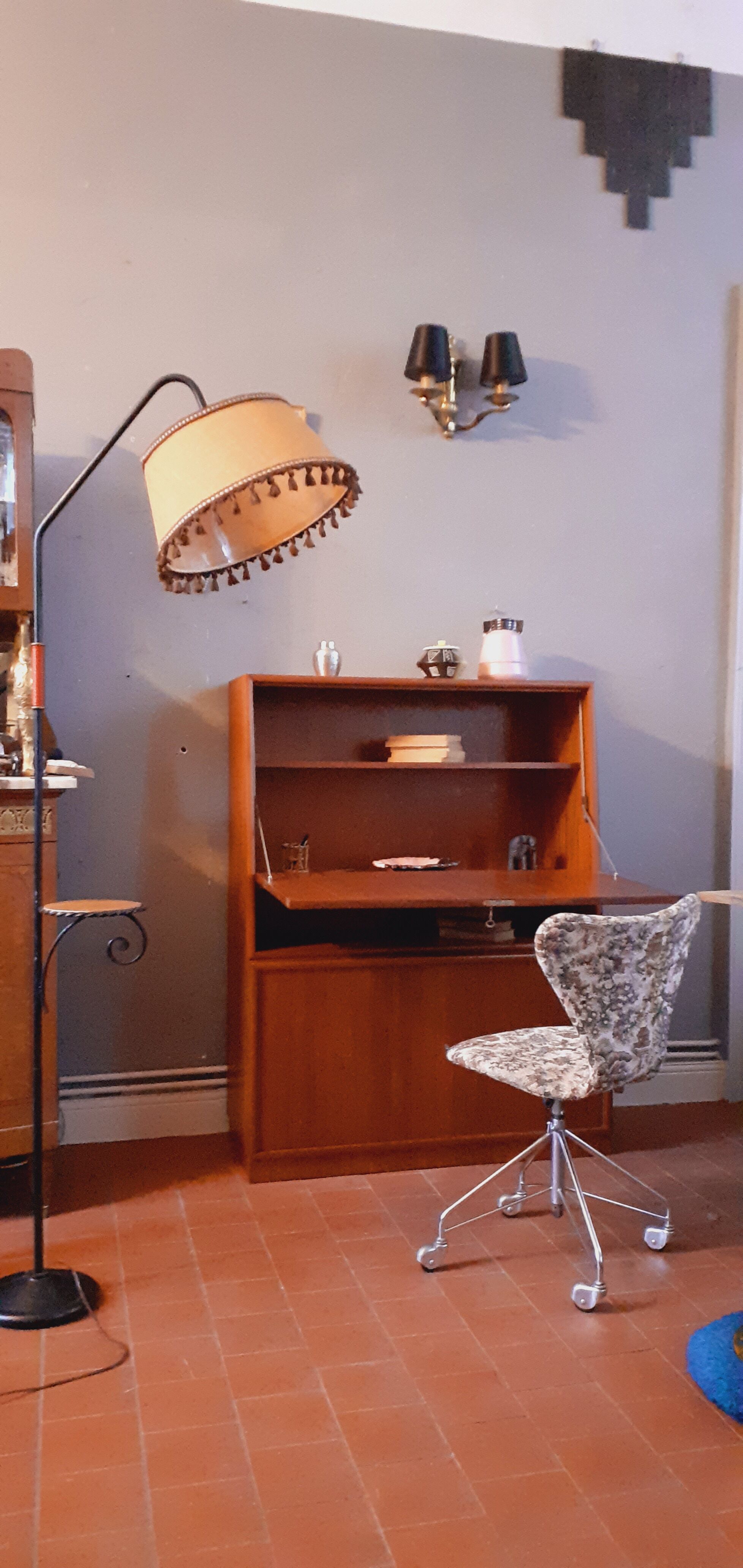 Lampadaire, liseuse vintage année 60 fer forgé