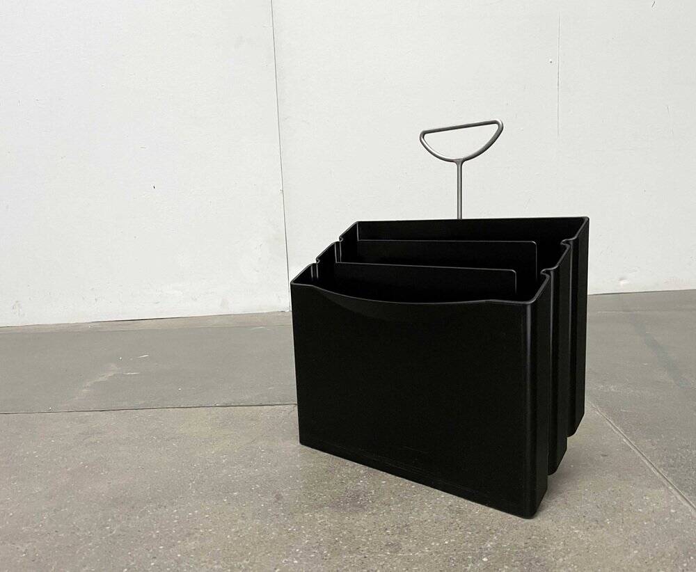 Postmodern Italian magazine rack by Andries & Hiroko Van Onck for Magis, 1980s.