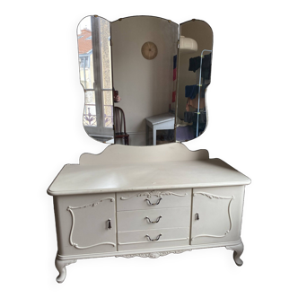 Old dressing table