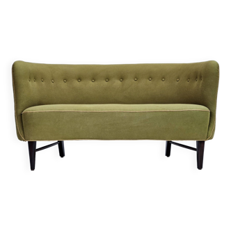 Danish 2 seater sofa, original good condition, furniture wool, oak.