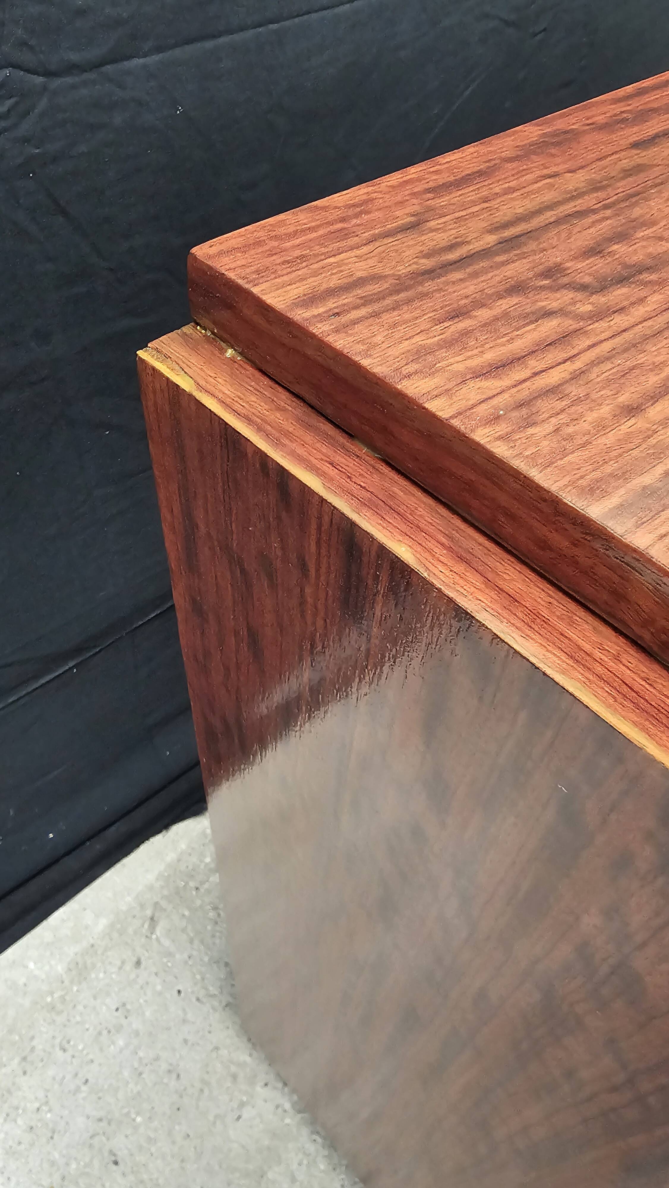 Art Deco buffet by Saddier & Fils in solid rosewood and veneer.