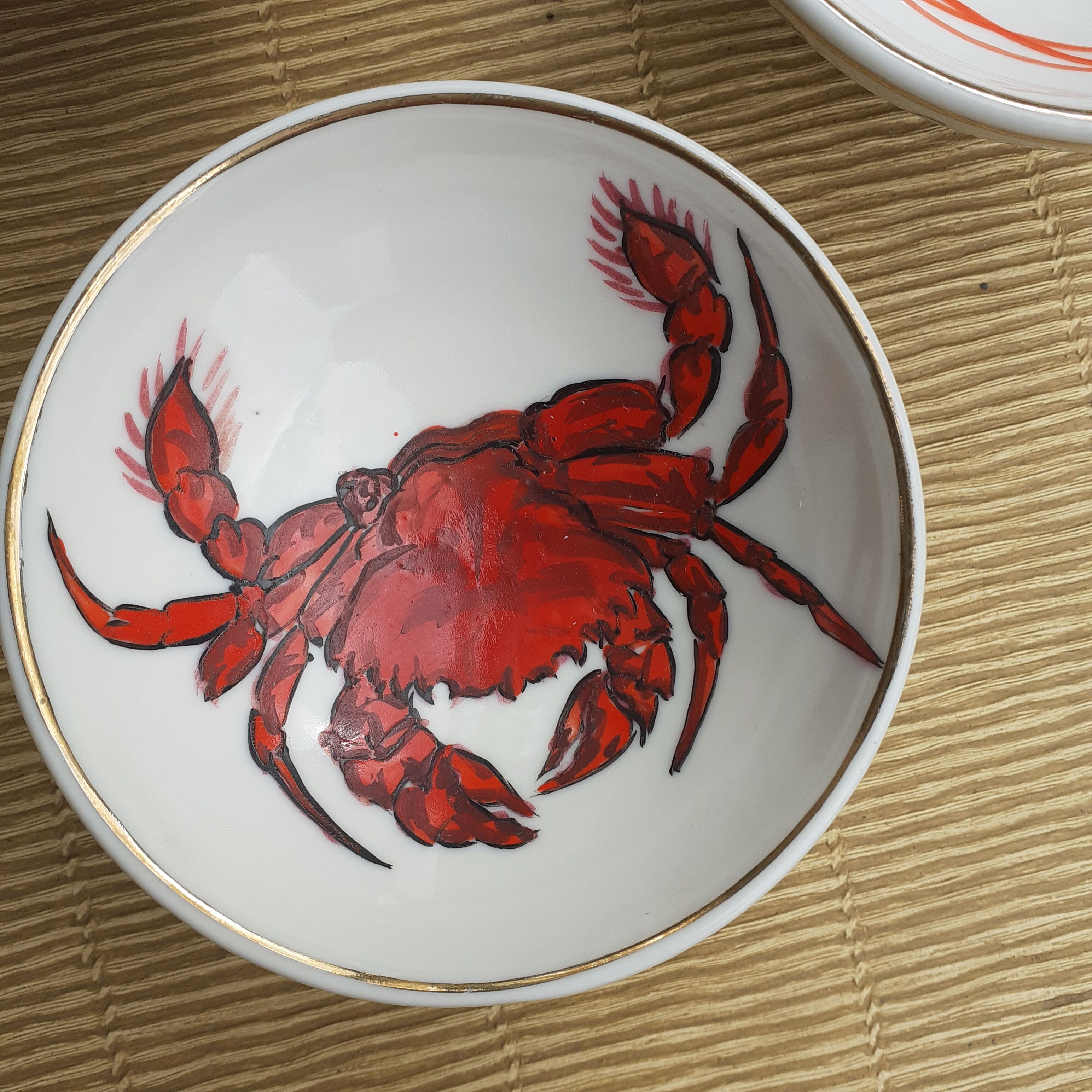 Saucier service for seafood platter