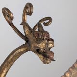 Miroir en fer doré de style néogothique espagnol avec dragon à deux têtes