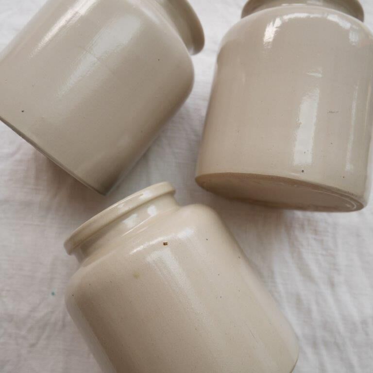 Set of 3 beige mustard jars
