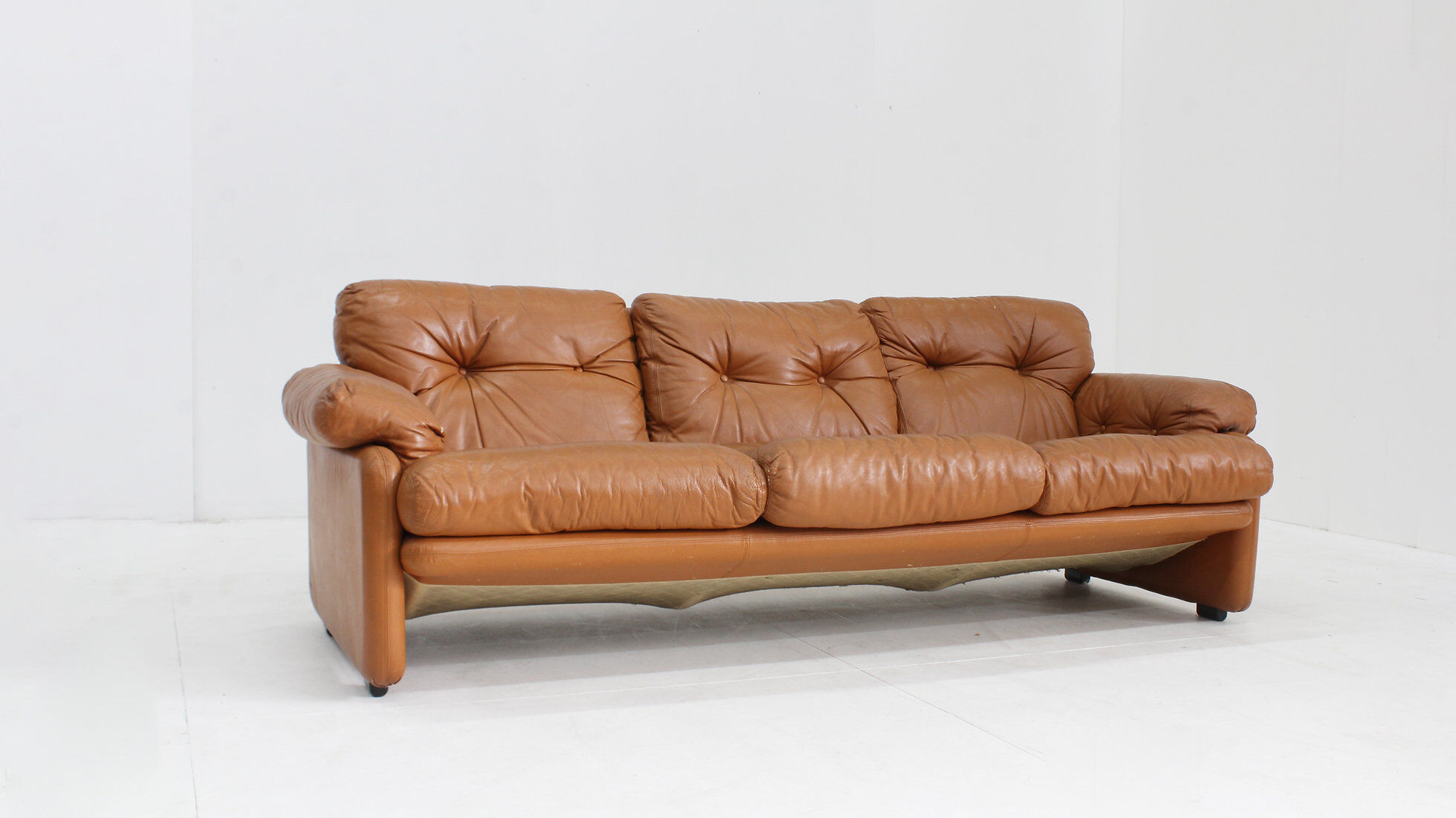 Sofa vintage Coronado par Tobia Scarpa pour C&B Italia
