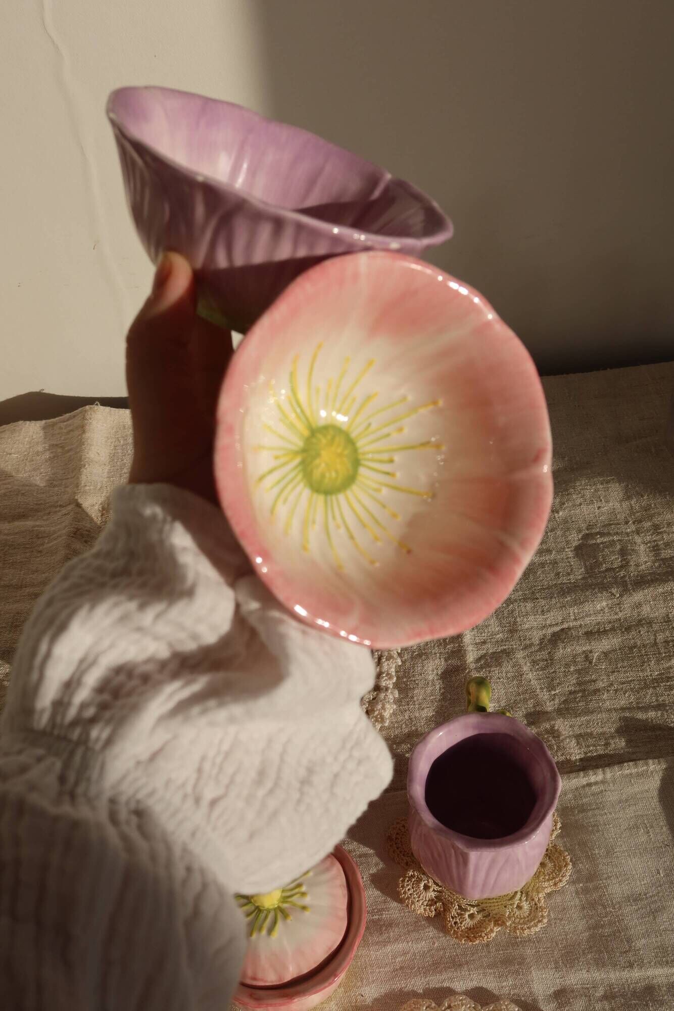 Vintage pink and mauve floral slip tea set - 8 pieces - Cottage core