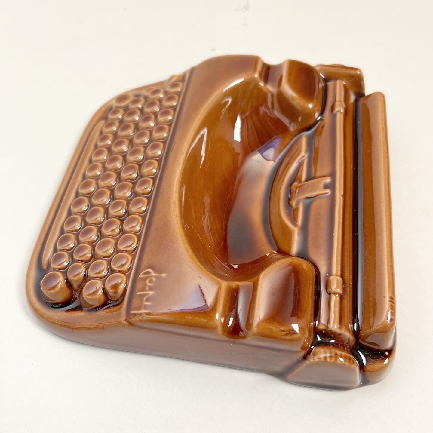 Japy typewriter ashtray