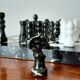 Jeu d'échecs en marbre de Corfou