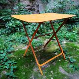 Table de jardin pliante en métal