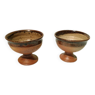 2 enameled stoneware bowls