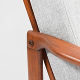 Fauteuil scandinave restauré des années 60, icône polonaise