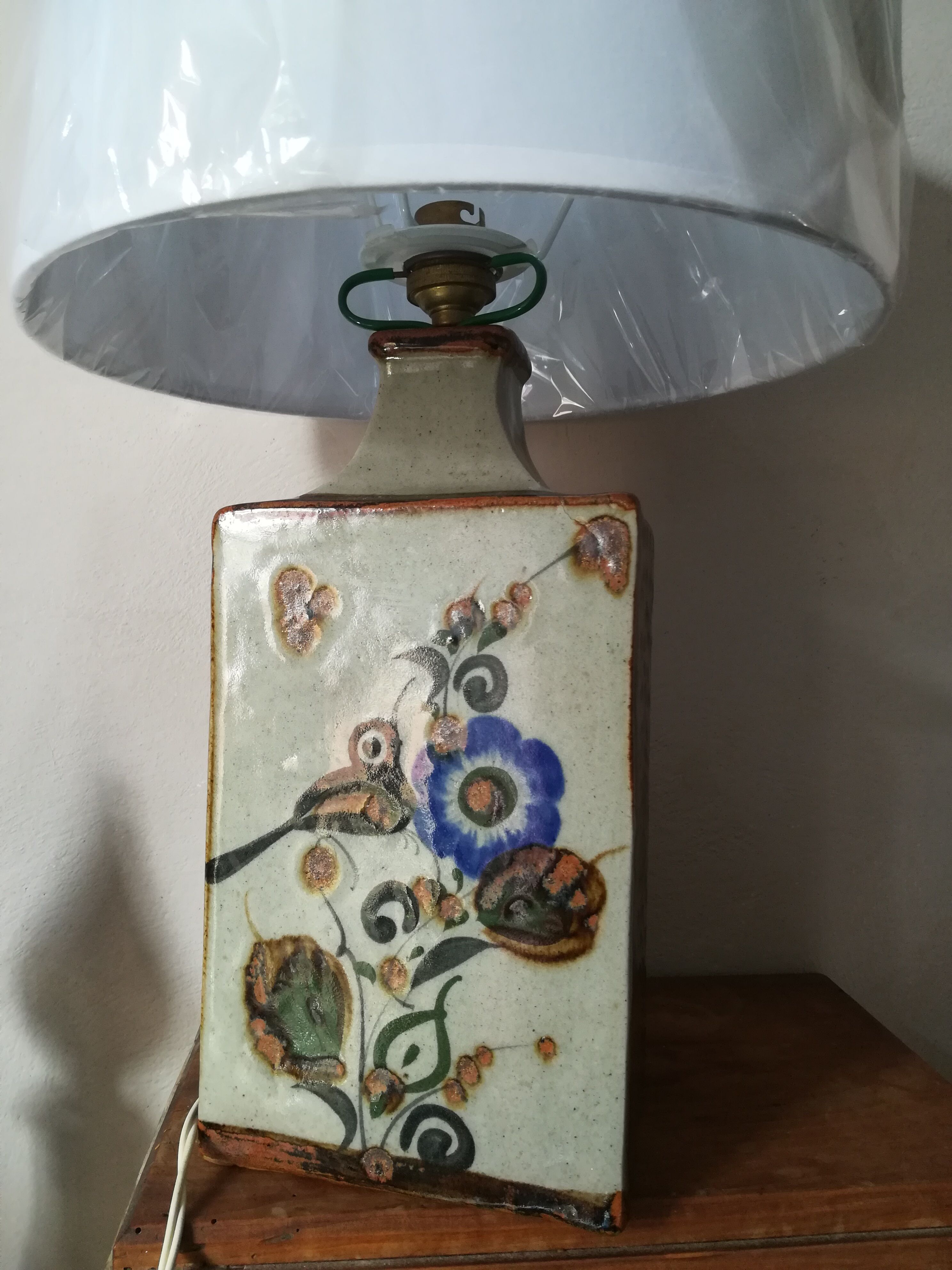Ceramic lamp