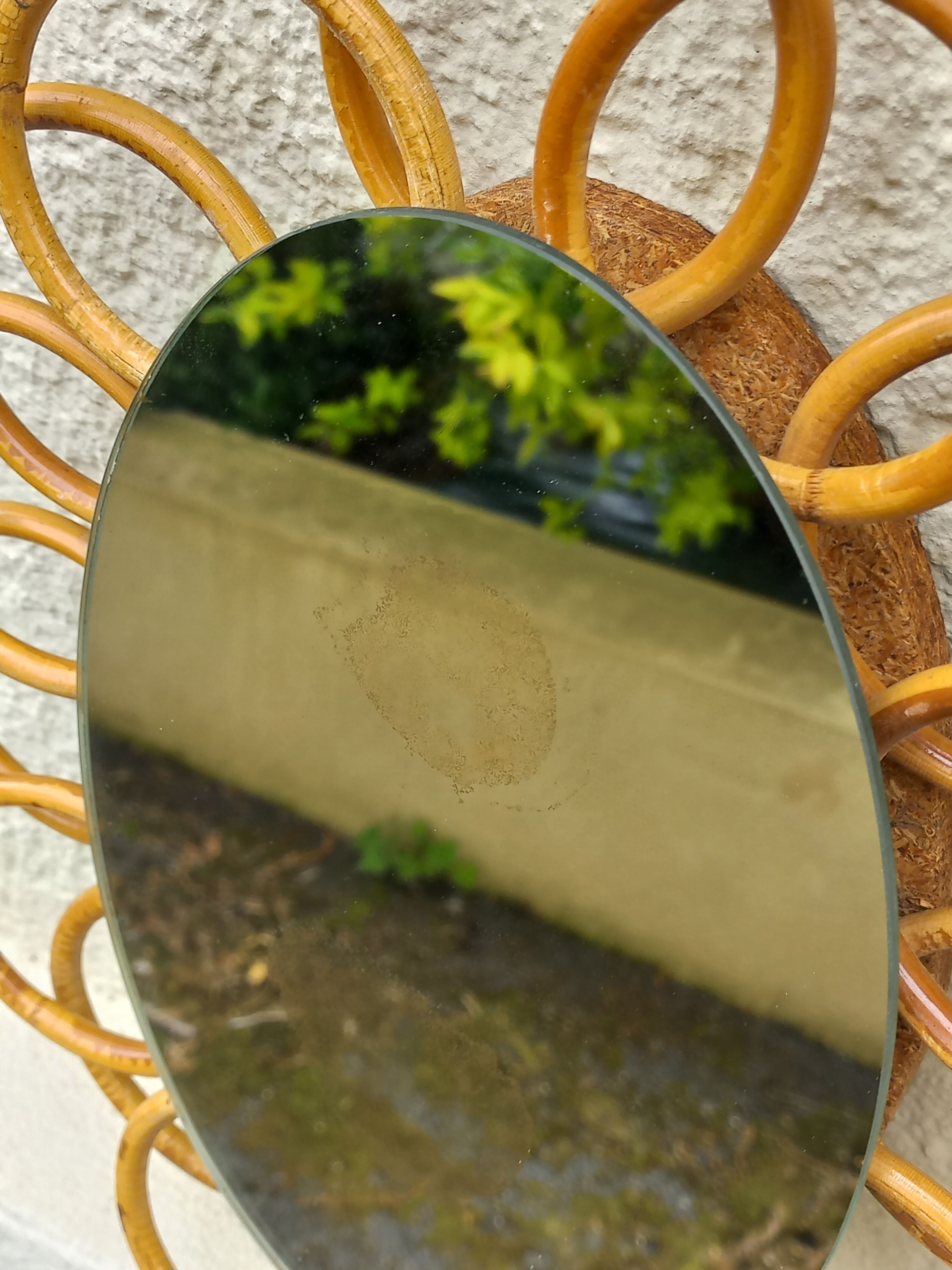 Miroir soleil ovale en rotin des années 70 25x31cm