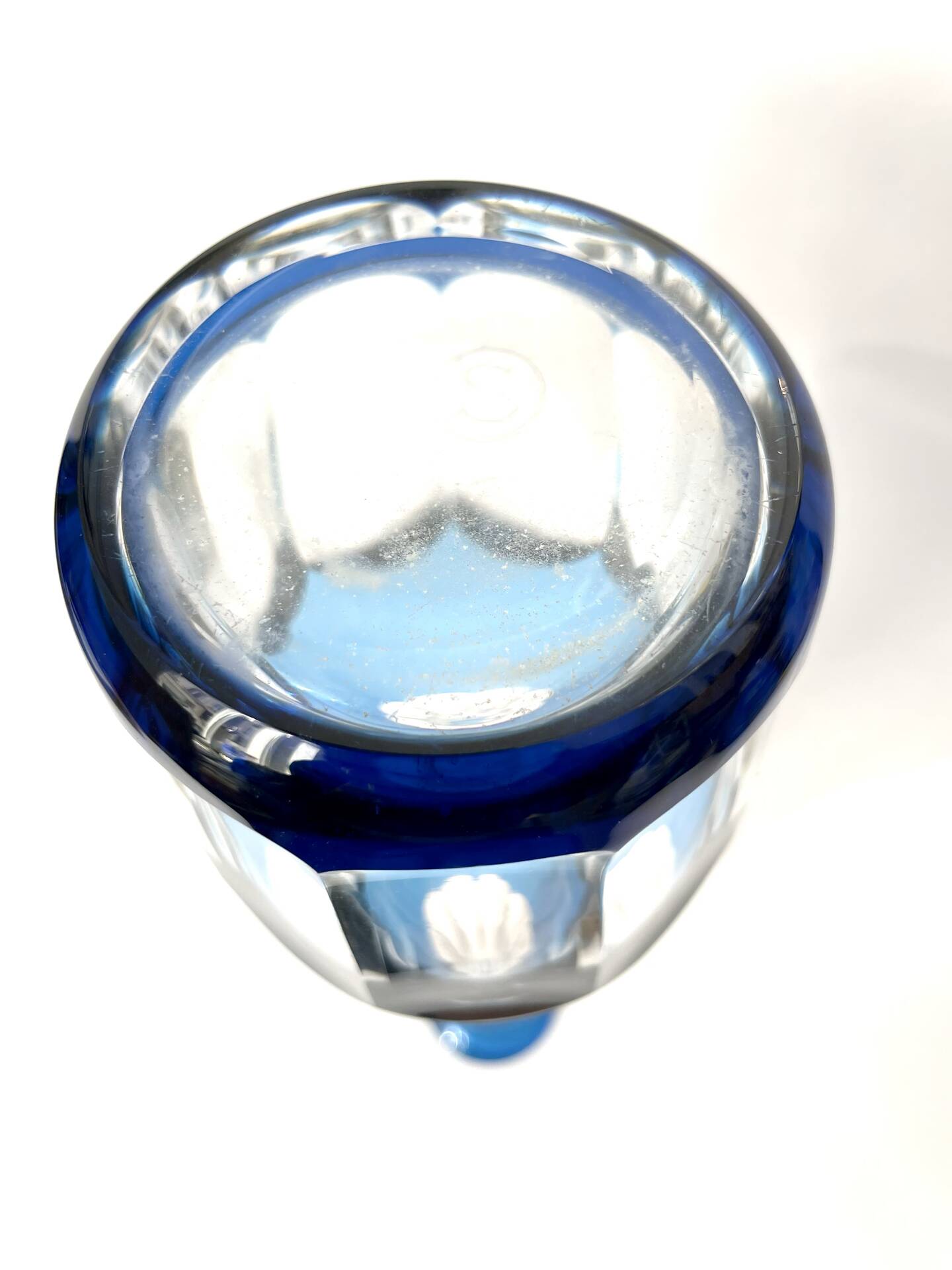 Carafe Val Saint Lambert, by Joseph Simon