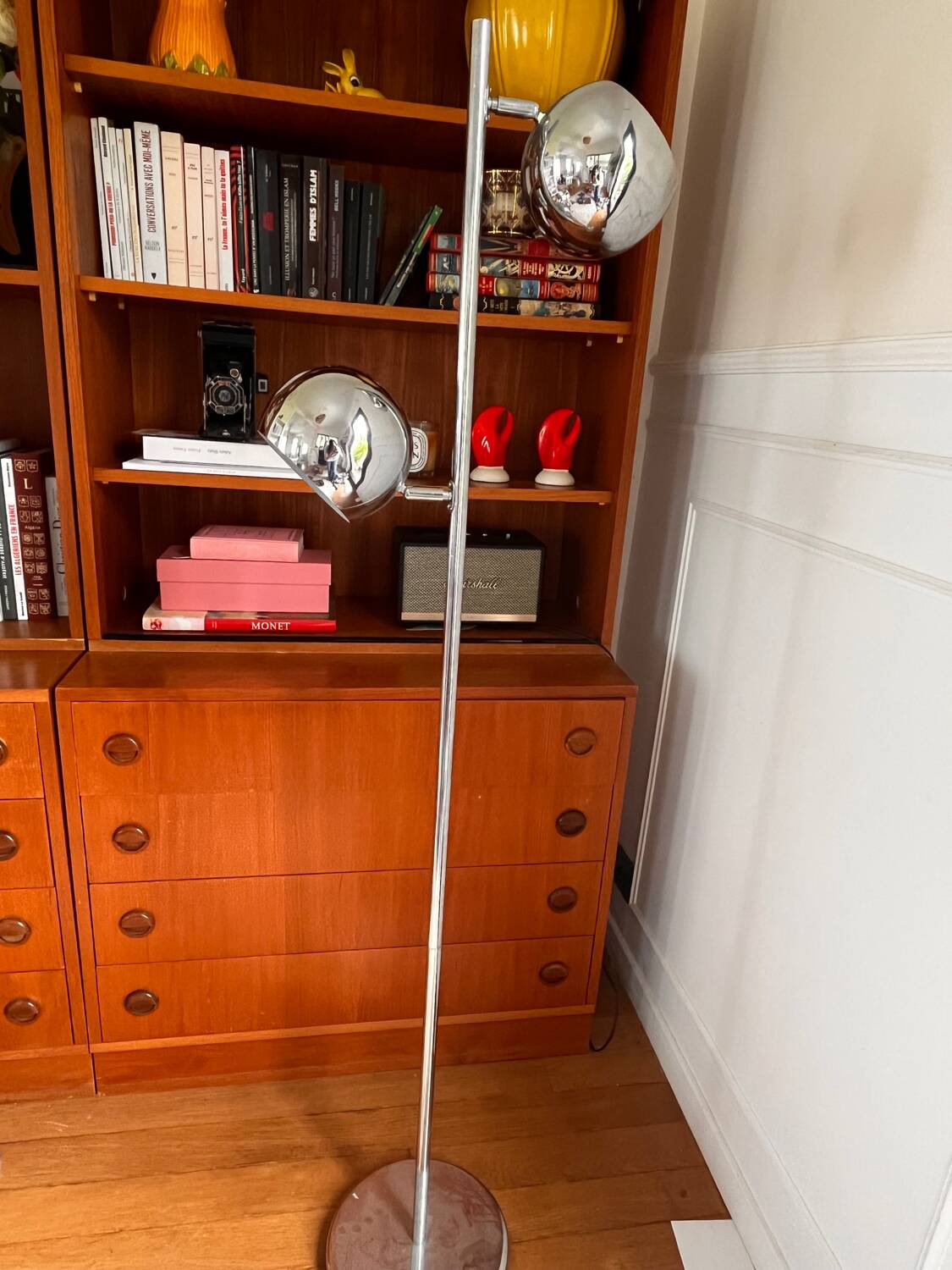 Vintage chrome floor lamp with double adjustable globe – 70s / Spa style