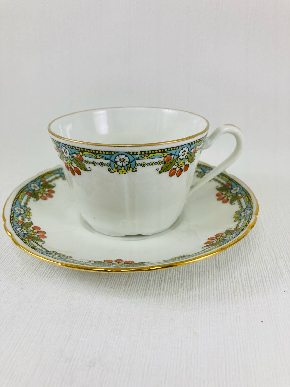 8 Balleroy & Cie Cherry Pattern Tea Cups and Saucers