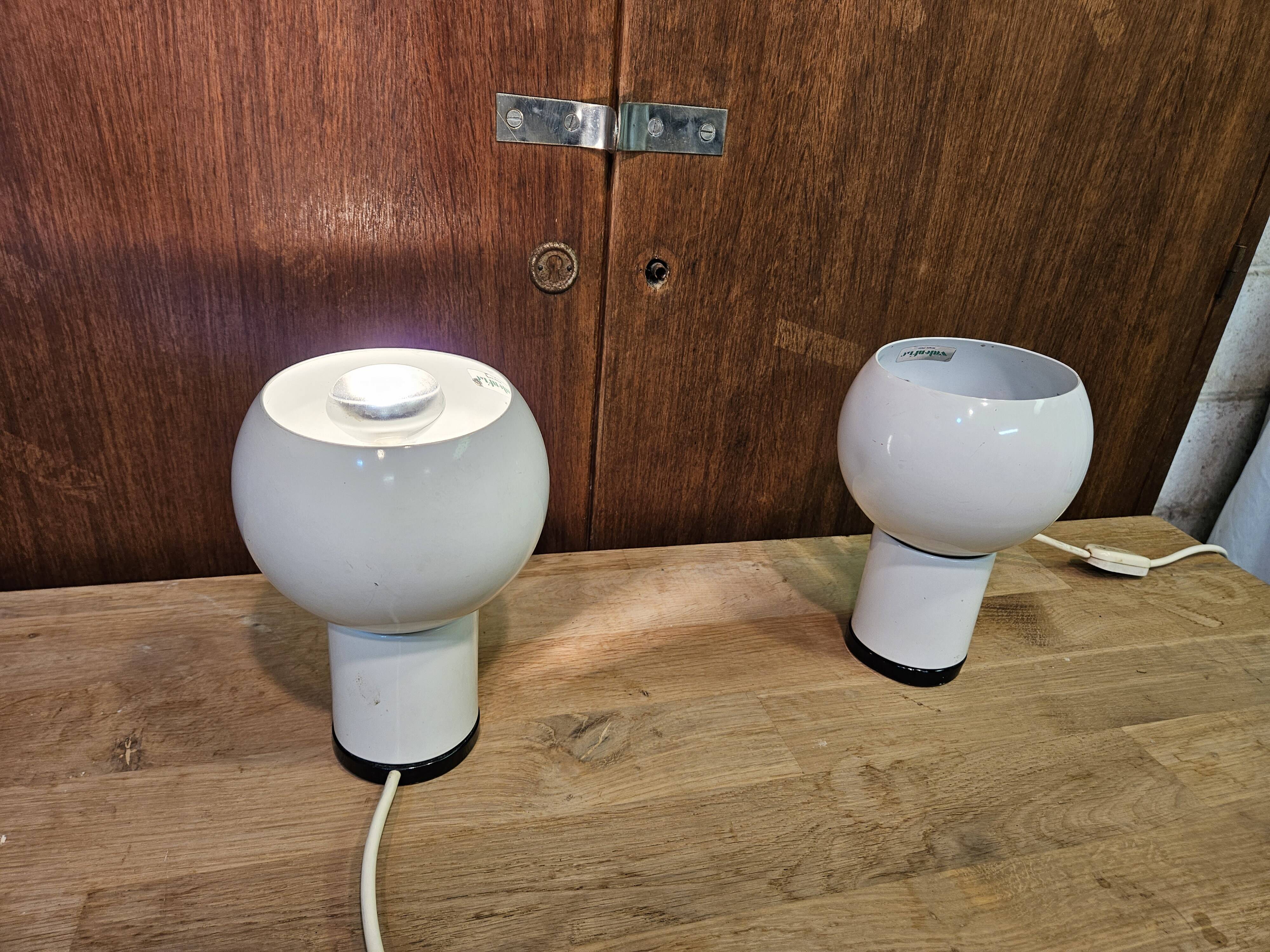 Pair of Italian design bedside lamps 1970 Valenti