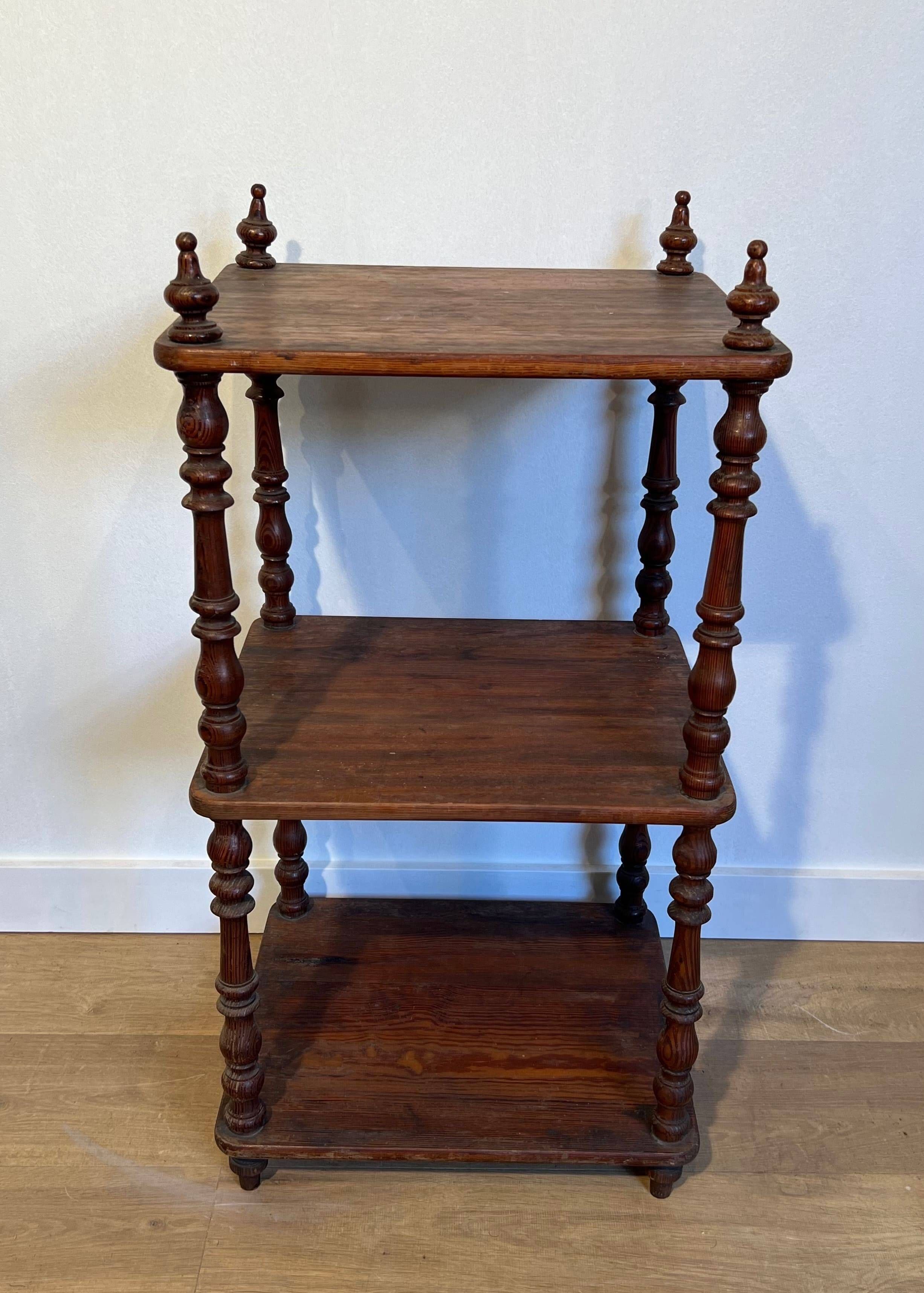 Three-Tier Shelf in Pitch Pine with Turned Columns and Spindles. Work