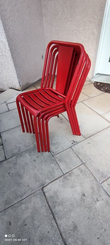 Chaises tolix modèle T4