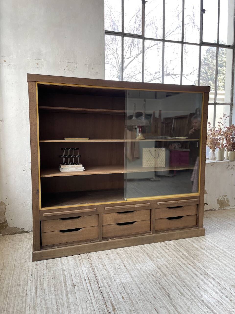 XXL oak display cabinet furniture