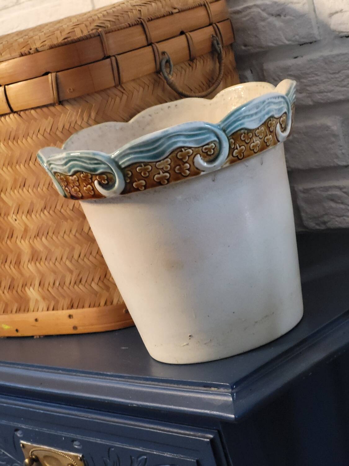 Vintage slip planter