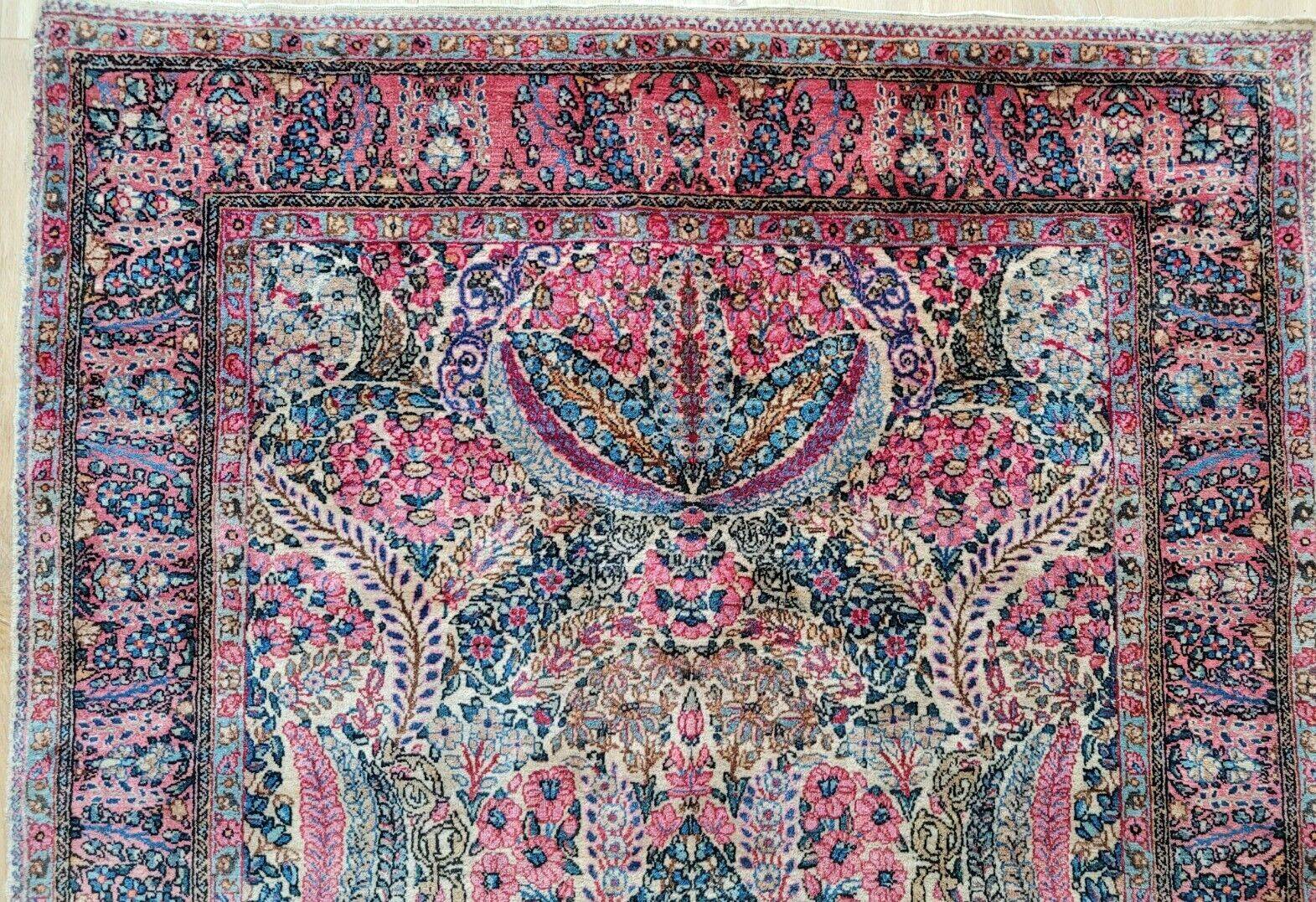 Antique Handmade Middle Eastern Kerman Rug 3.9' x 6.9' (120 cm x 211 cm), 1920s - 1L15