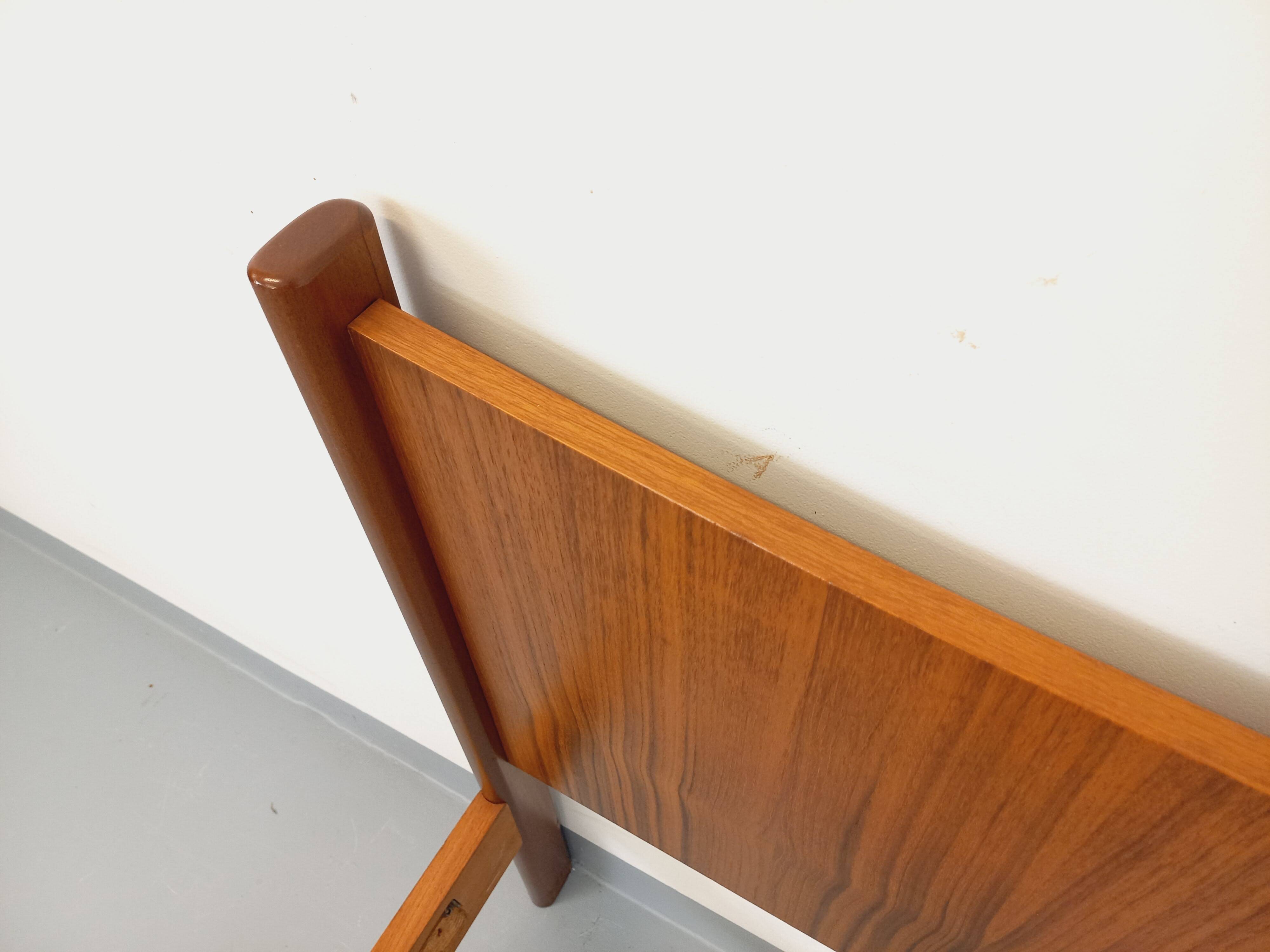 Light simple vintage Scandinavian style in teak from the 1960s.